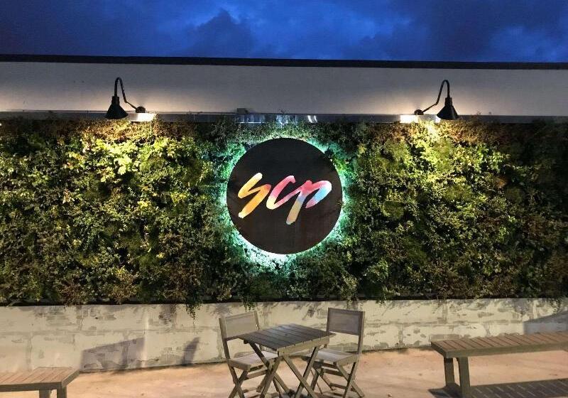 Отель Scp Colorado Springs