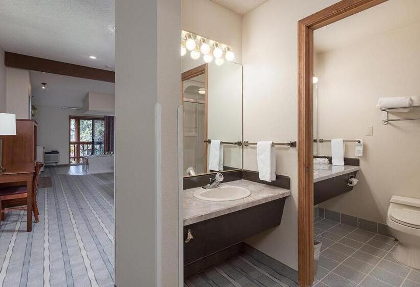 Shilo Inn Suites Hotel   Bend