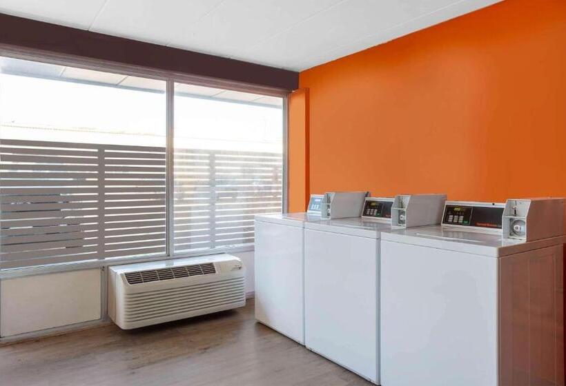 فندق Starved Rock Motor Inn Travelodge By Wyndham