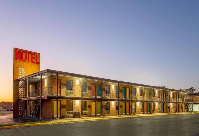 فندق Starved Rock Motor Inn Travelodge By Wyndham