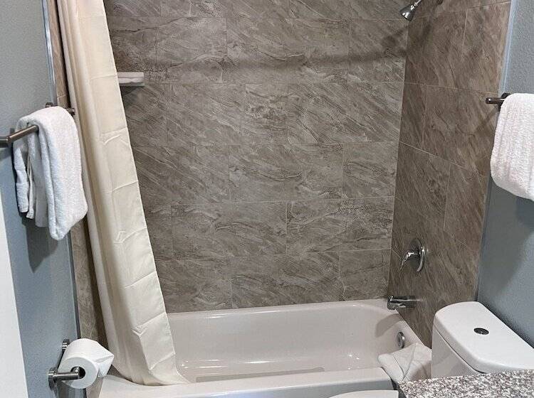 فندق Surf City Inn & Suites