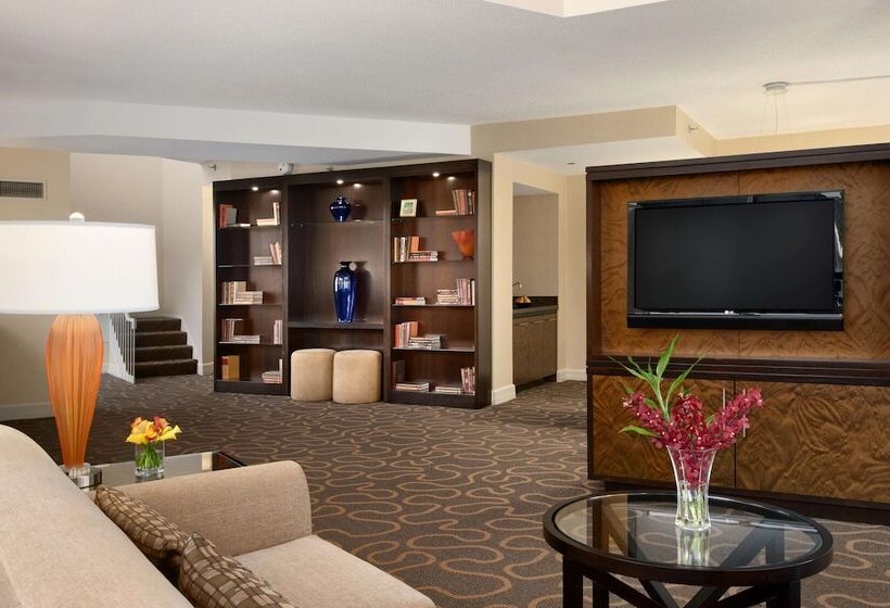 فندق Swissôtel Chicago