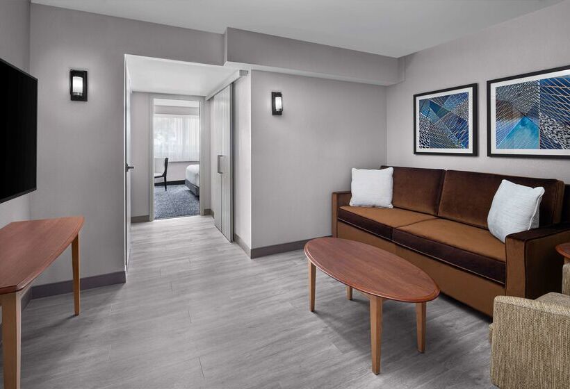 فندق The Alloy King Of Prussia   A Doubletree By Hilton