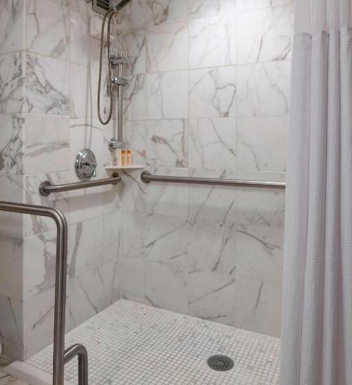 호텔 The Henry, Autograph Collection