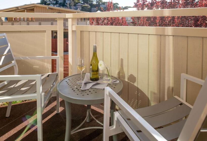 فندق The Lodge At Tiburon