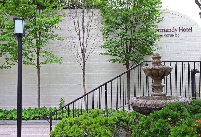 בית מלון כפרי The Normandy