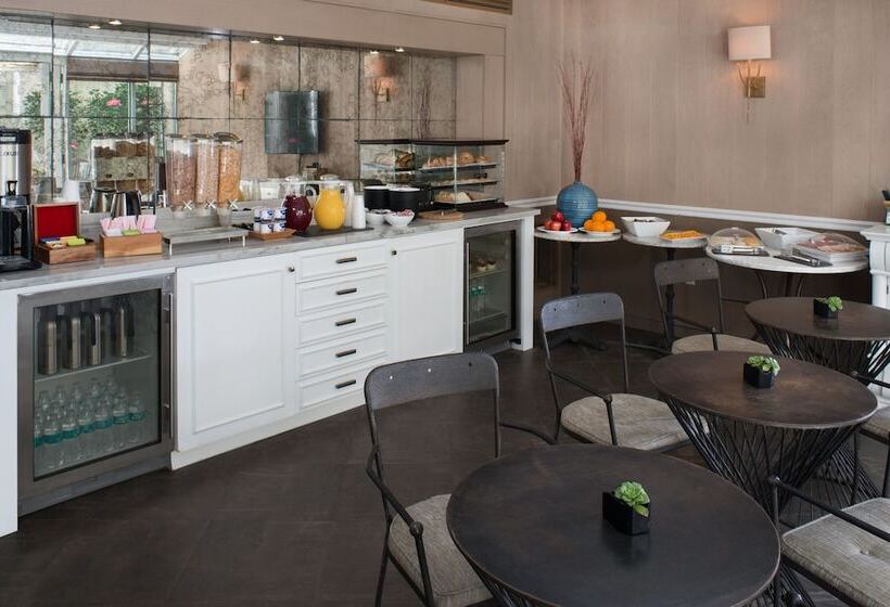 בית מלון כפרי The Normandy