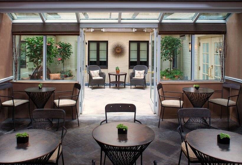 בית מלון כפרי The Normandy