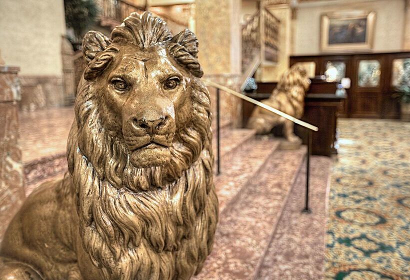 בית מלון כפרי The Pfister