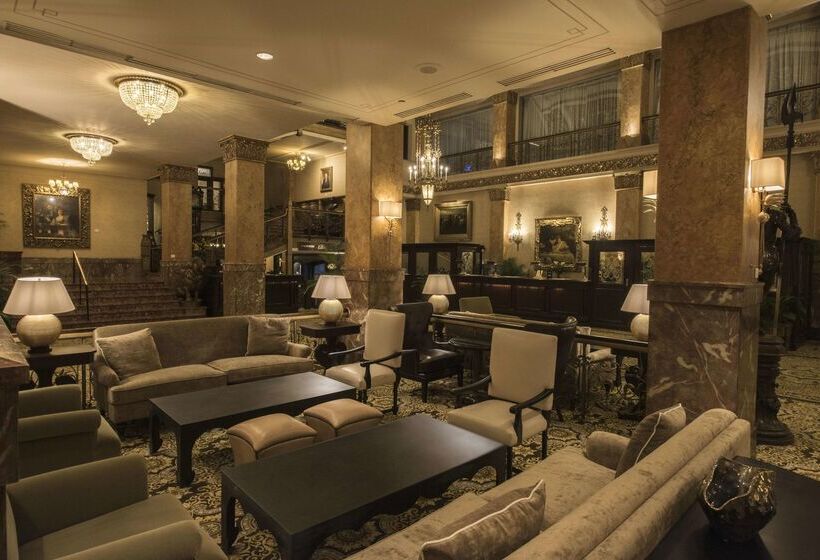 בית מלון כפרי The Pfister