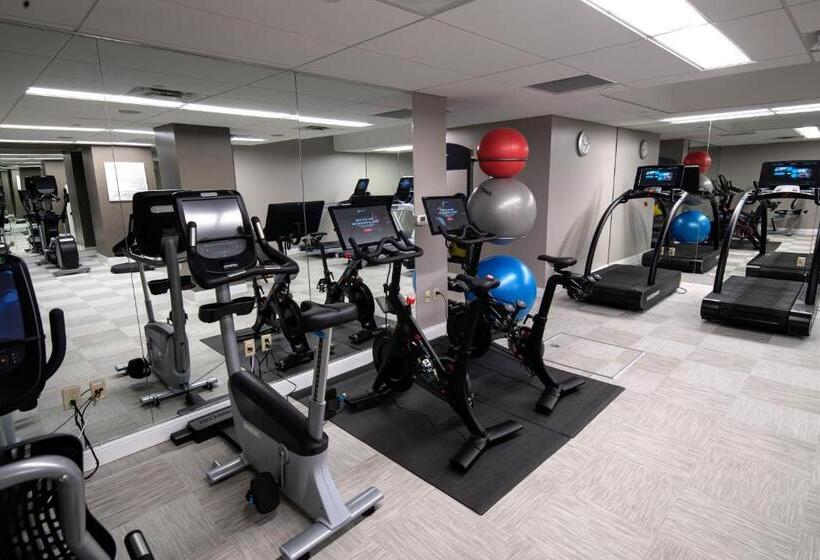 בית מלון כפרי The Pfister