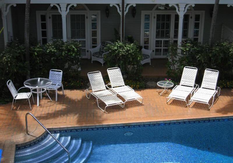 فندق The Plantation Inn  Free Breakfast