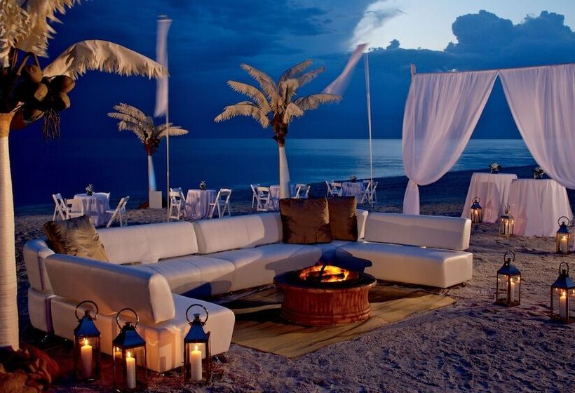 ホテル The Ritzcarlton, Naples