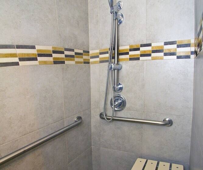 Отель The Stevenson Monterey