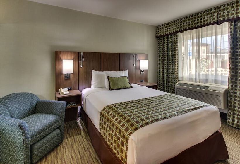 Отель The Stevenson Monterey