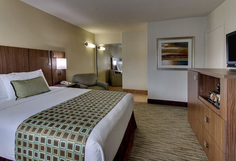 Отель The Stevenson Monterey