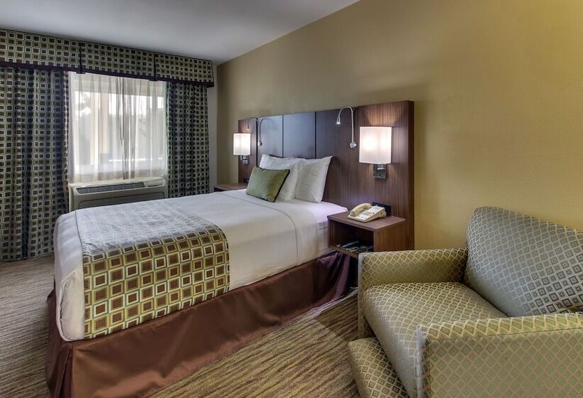 Отель The Stevenson Monterey