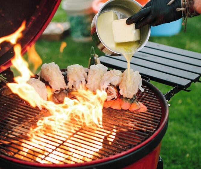 ホテル The Tides Inn