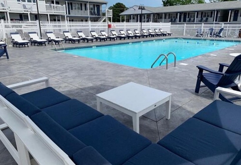 فندق The Tidewater Inn   Cape Cod