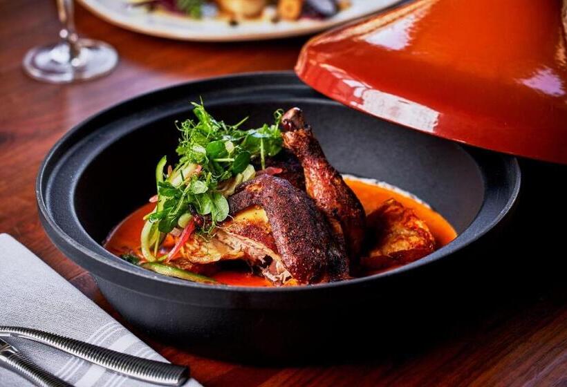 هتل The Union Station Nashville Yards, Autograph Collection