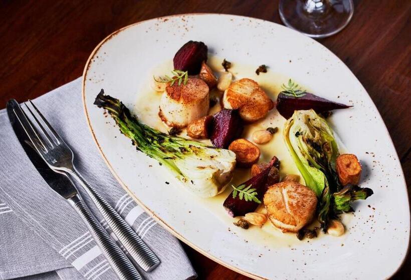 هتل The Union Station Nashville Yards, Autograph Collection