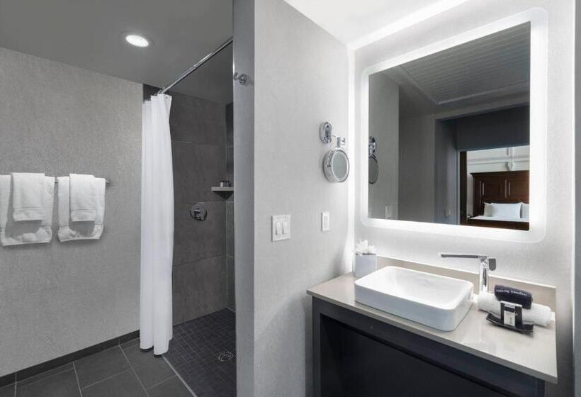 هتل The Union Station Nashville Yards, Autograph Collection