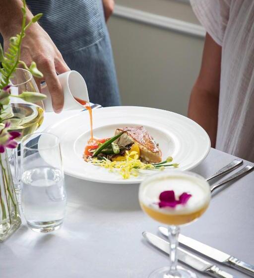 ホテル The Vendue, Downtown Art