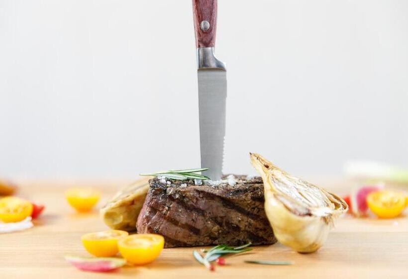 هتل The Vendue, Downtown Art