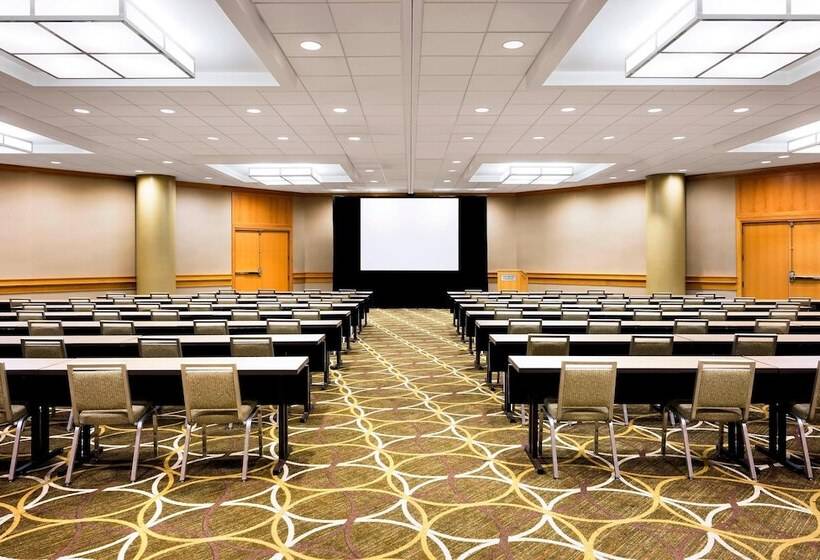 בית מלון כפרי The Westin Cincinnati