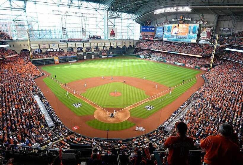 בית מלון כפרי The Westin Galleria Houston