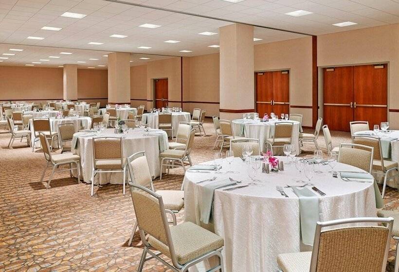 فندق The Westin Kansas City At Crown Center