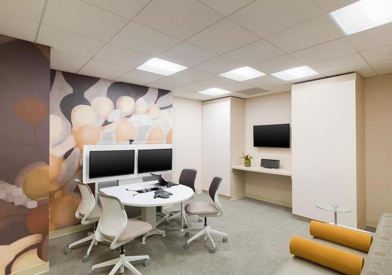 Отель The Westin Seattle