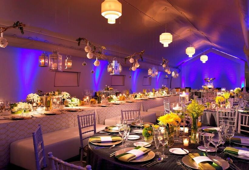 فندق The Westin South Coast Plaza, Costa Mesa