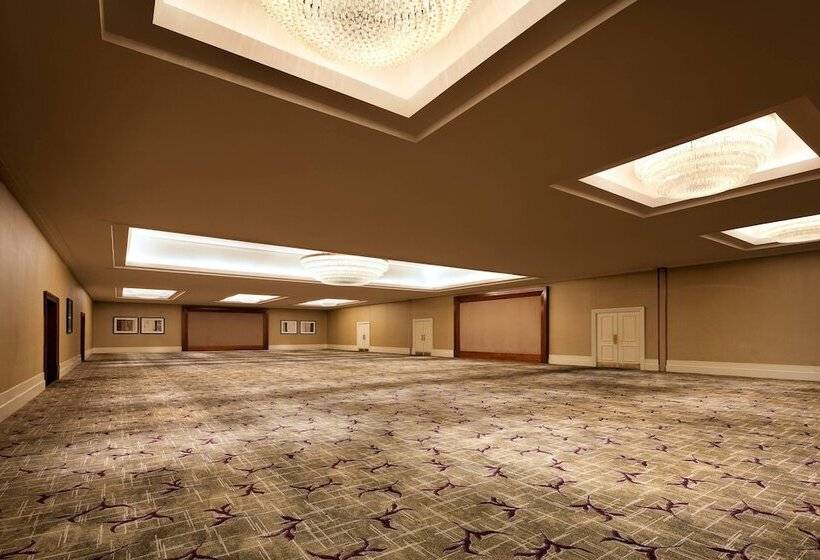 فندق The Westin South Coast Plaza, Costa Mesa