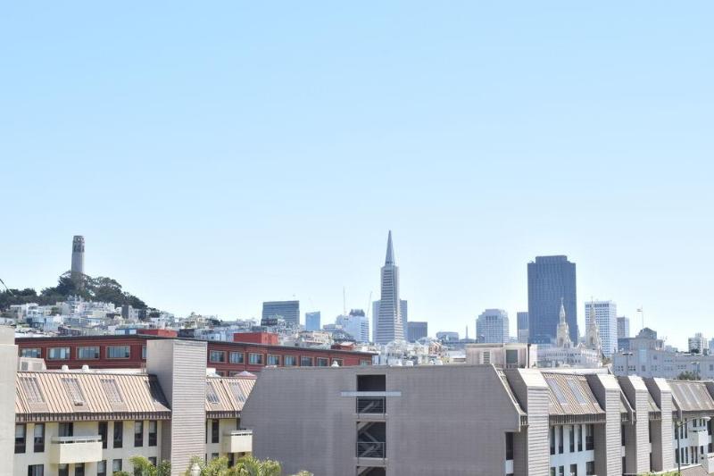 酒店 The Wharf Inn