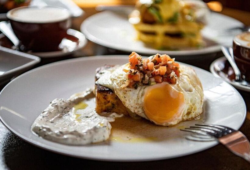 ホテル The Willcox