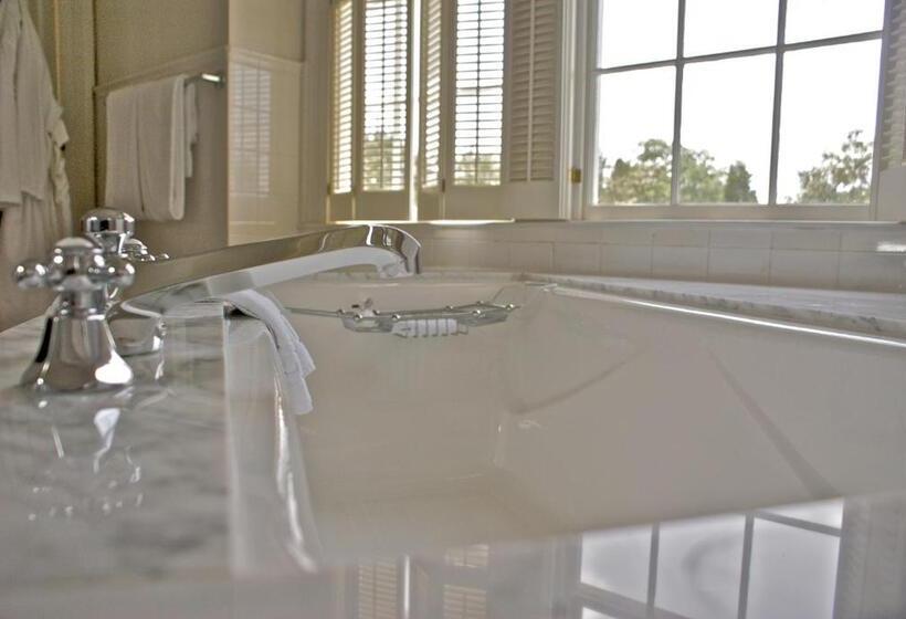 ホテル The Willcox