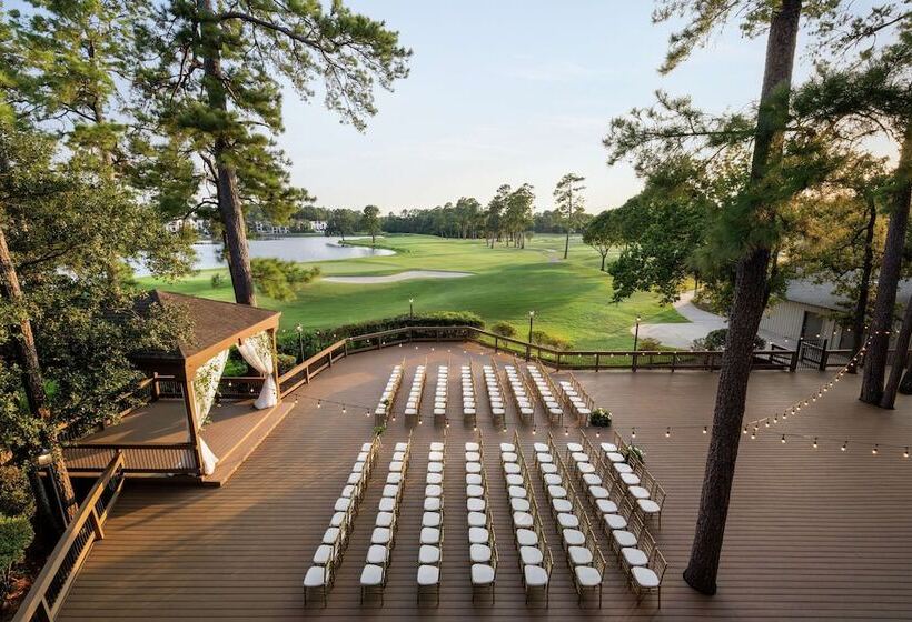 هتل The Woodlands Resort, Curio Collection By Hilton