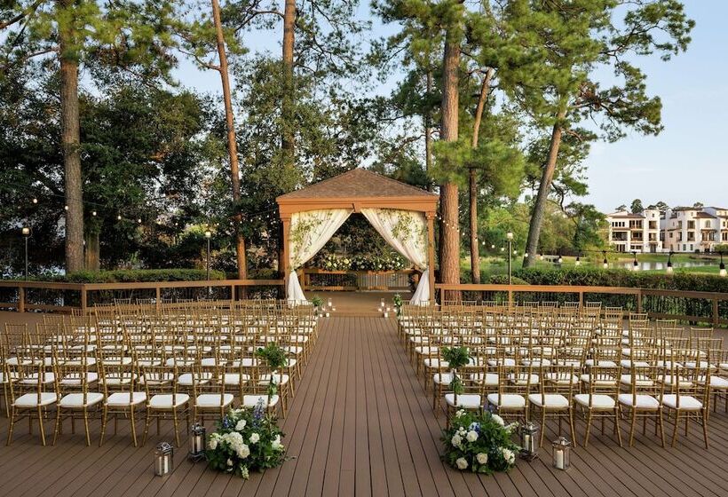 هتل The Woodlands Resort, Curio Collection By Hilton