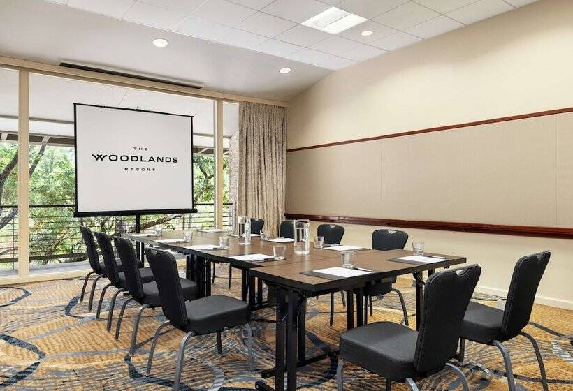 فندق The Woodlands Resort, Curio Collection By Hilton