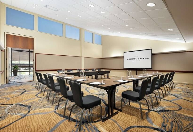 فندق The Woodlands Resort, Curio Collection By Hilton