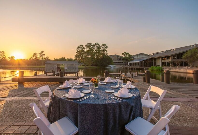 فندق The Woodlands Resort, Curio Collection By Hilton