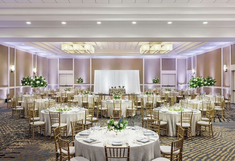 فندق The Woodlands Resort, Curio Collection By Hilton