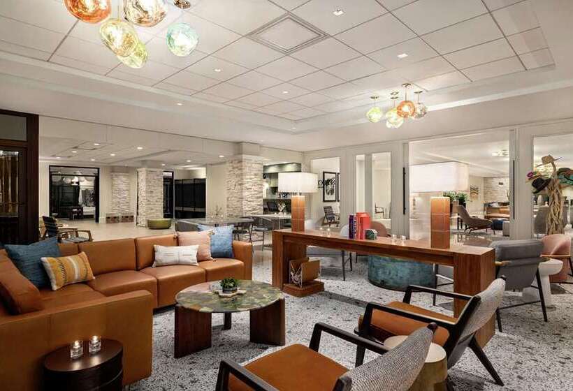 فندق The Woodlands Resort, Curio Collection By Hilton