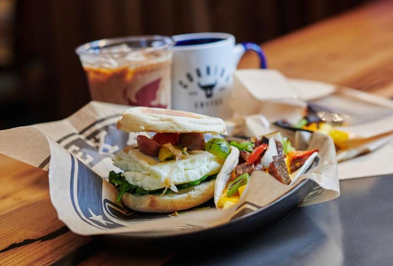 Отель The Worthington Renaissance Fort Worth