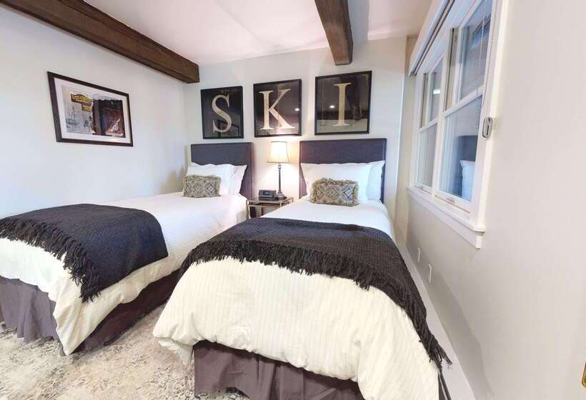 酒店 Top Of The Village Coraltree Residence Collection