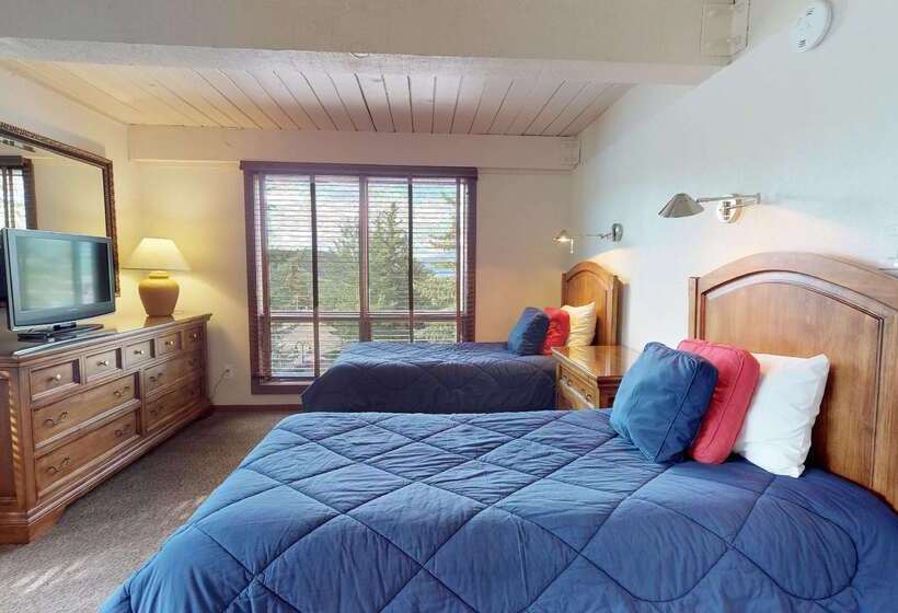 酒店 Top Of The Village Coraltree Residence Collection