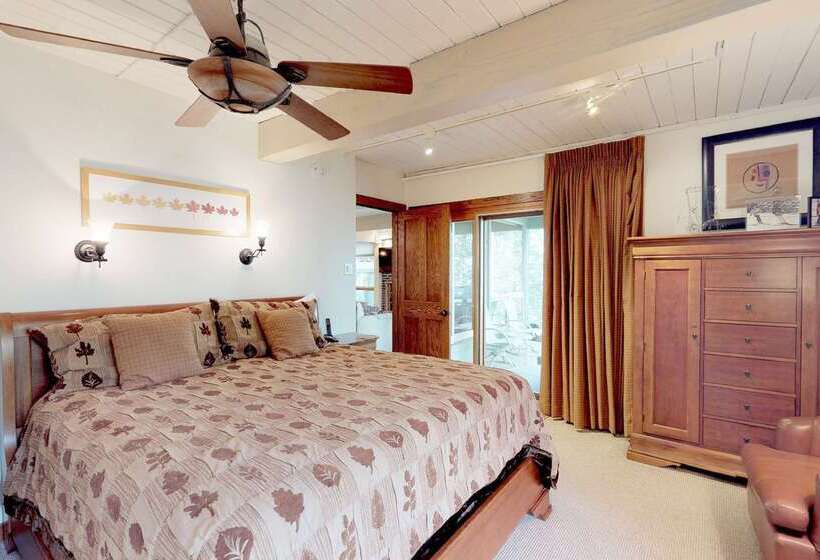 酒店 Top Of The Village Coraltree Residence Collection