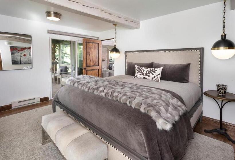 酒店 Top Of The Village Coraltree Residence Collection