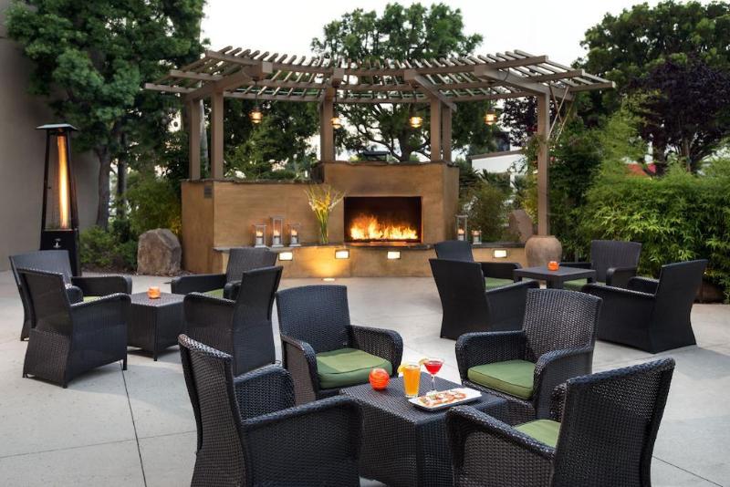 فندق Torrance Marriott Redondo Beach